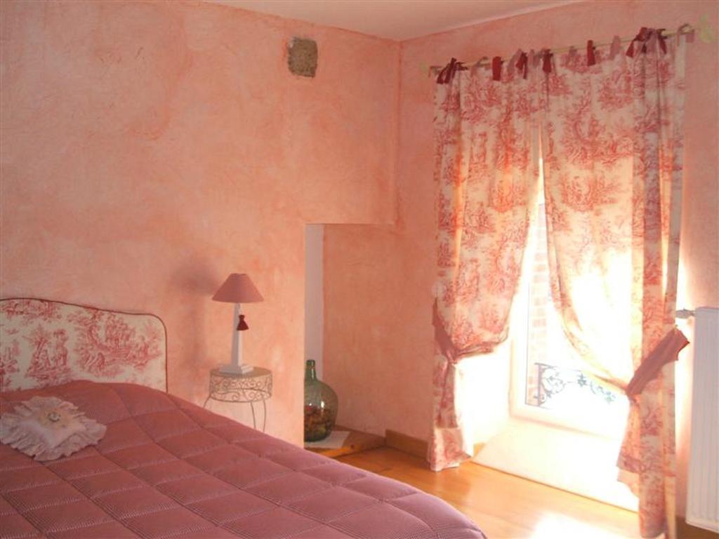 Les Sources Bed & Breakfast Poilley  Bagian luar foto